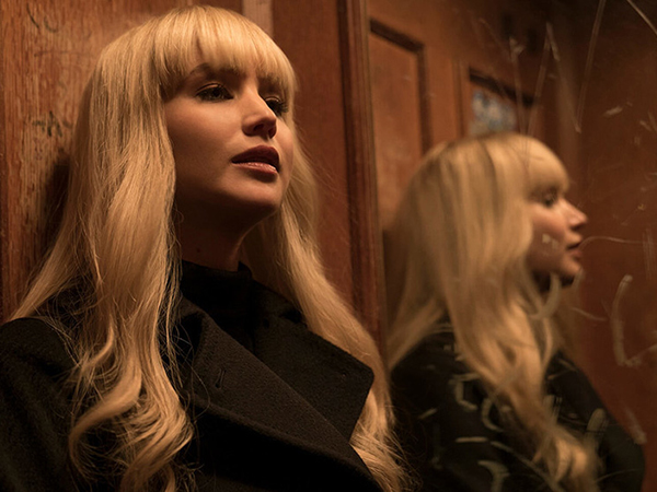 فيلم Red sparrow... هل تخطى أناقة جنيفير لورنس وجمالها؟